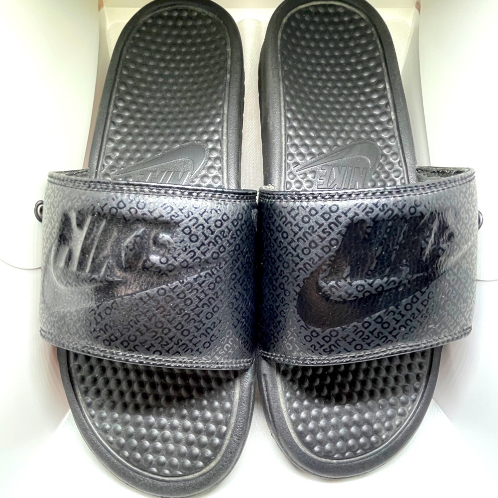 Nike slides